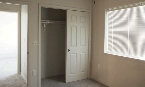 Building Photo - 5265 Mesquite Dr