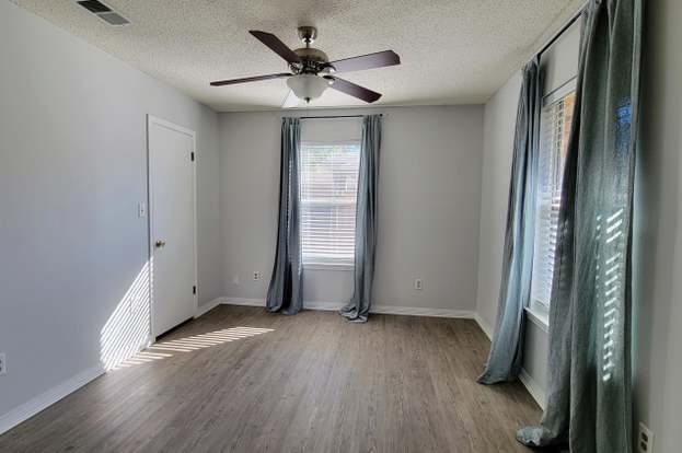 Building Photo - 1223 Redwood Ln