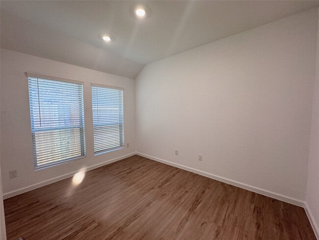 Building Photo - 30347 Centipede Grv Ln