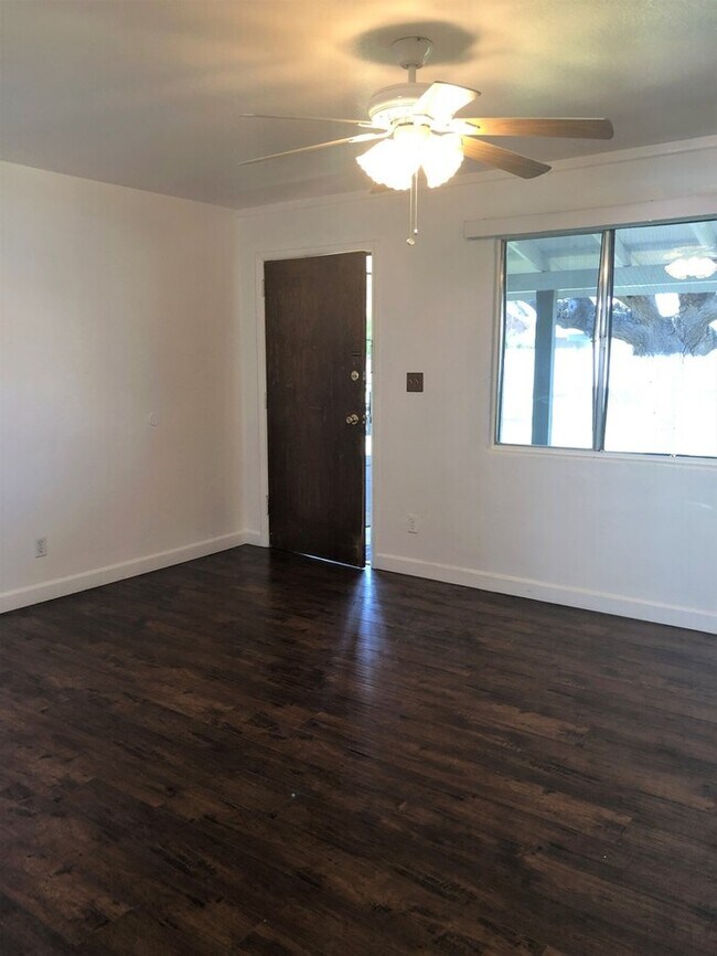 Cute 2 Bedroom Duplex Apartment in Chandler 501 E Erie St Chandler AZ