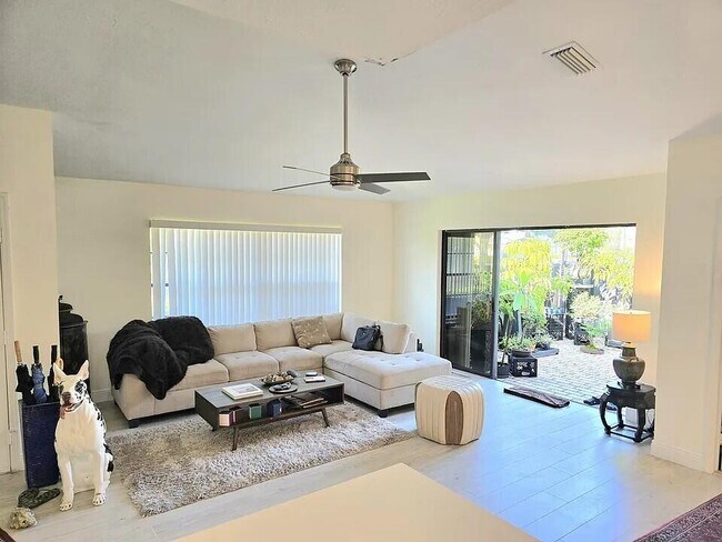 Building Photo - 1705 Mariners Cove