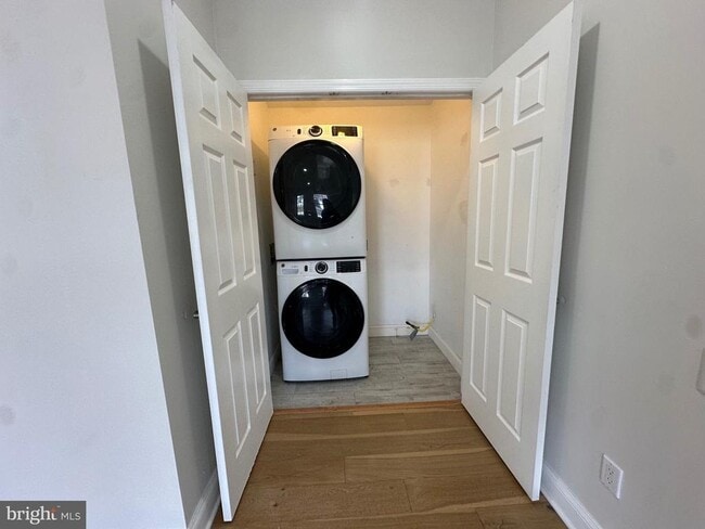 Building Photo - 120 Lebbie Ln