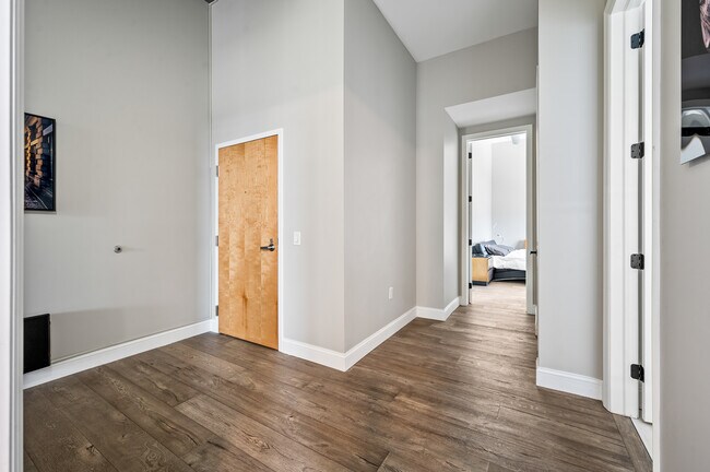 Building Photo - 2434 Smallman St