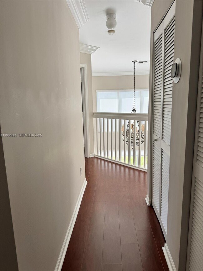 Building Photo - 11216 NW 46th Dr