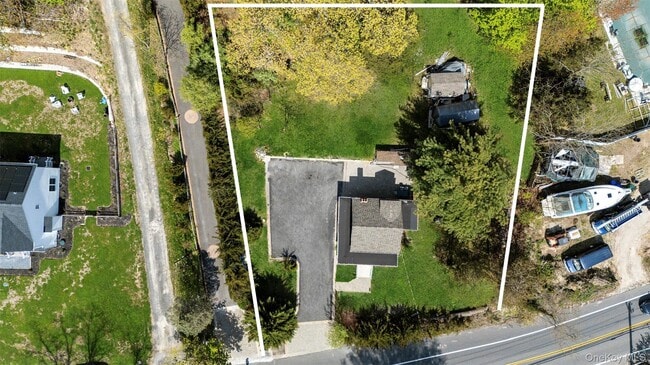 Building Photo - 143 N Rocky Point Landing Rd