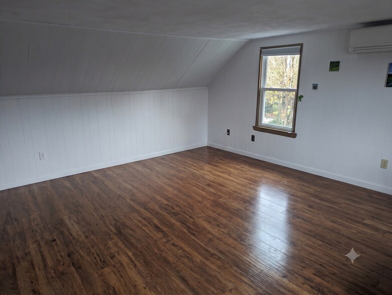 Building Photo - 50 Edgecliff Rd