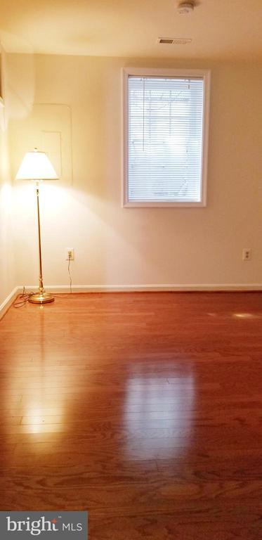 Building Photo - 464 Winding Rose Dr