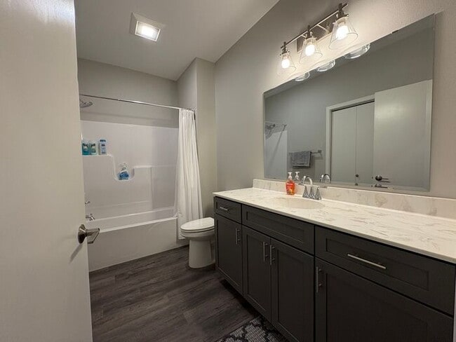 Building Photo - $1,150 | 2 Bedroom, 2 Bathroom Apartment | No Pets | Available for February 1st, 2026 Move In!