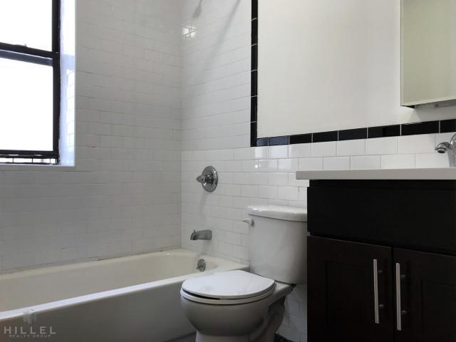 Building Photo - 2 bedroom in ASTORIA NY 11106