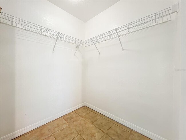 Building Photo - 145 Reserve Cir