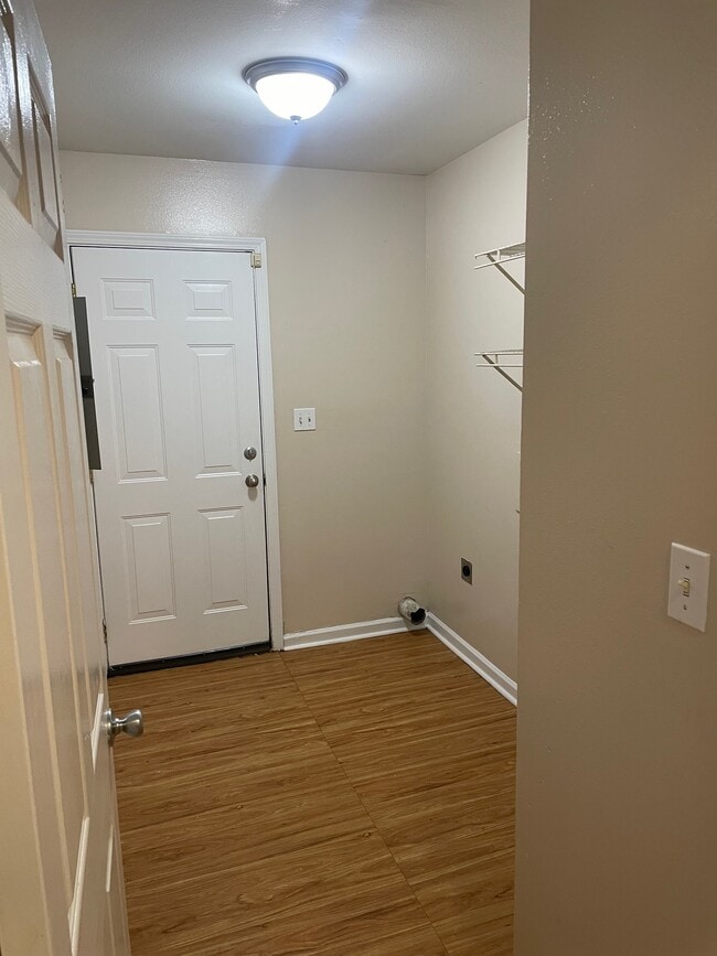 Building Photo - 5443 Banyan Trace Dr