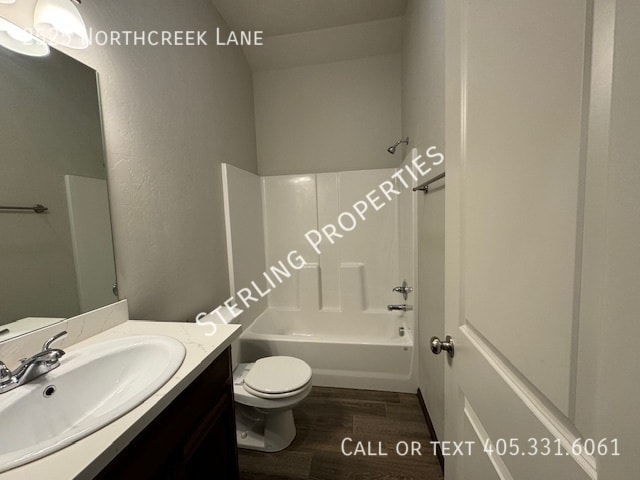 Building Photo - 2525 Northcreek Ln