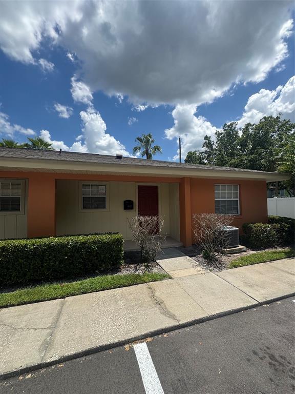 Building Photo - 4812 Tangerine Ave