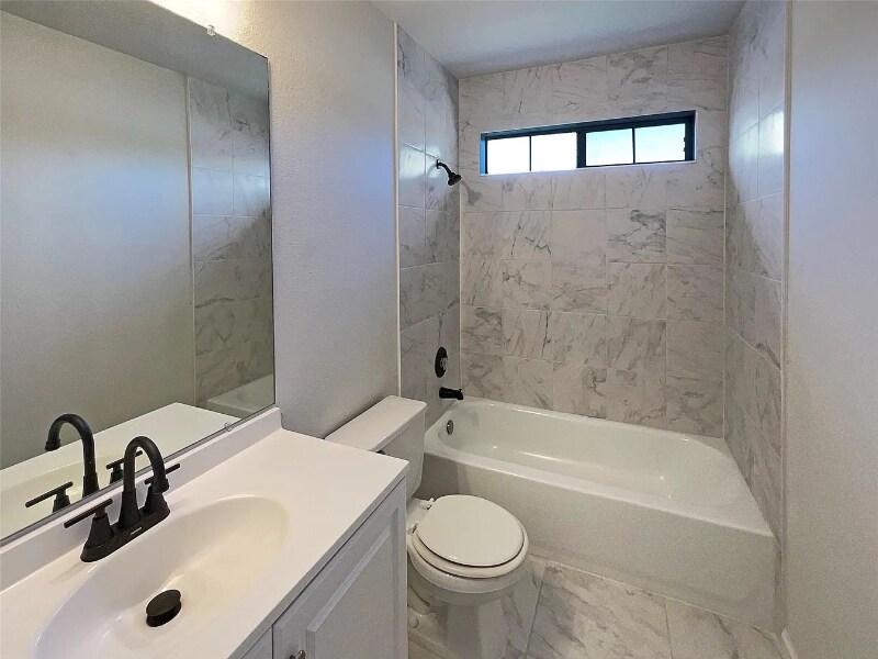 Building Photo - 1610 Cottonwood Ct