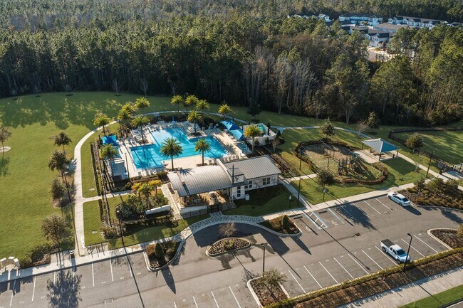 Building Photo - Beautiful Home