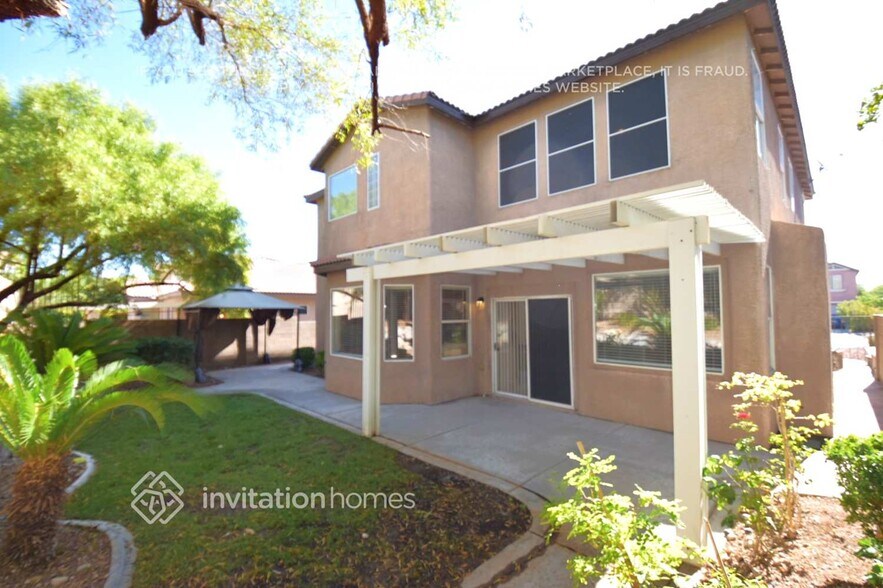 Building Photo - 10414 Nostalgia Cir