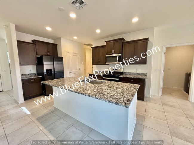 Building Photo - 7702 S Via Casa De Campo
