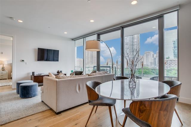 Building Photo - 3130 N Harwood St