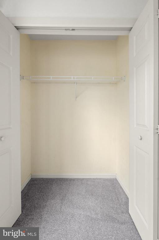 Building Photo - 1408 Black Walnut Dr