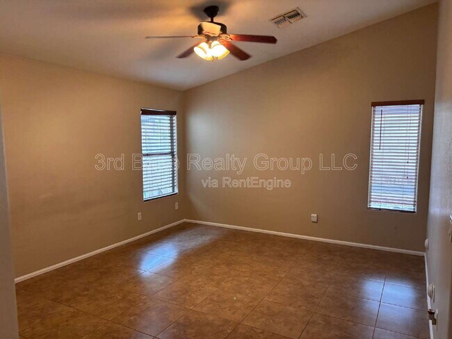 Building Photo - 16102 W Miami St