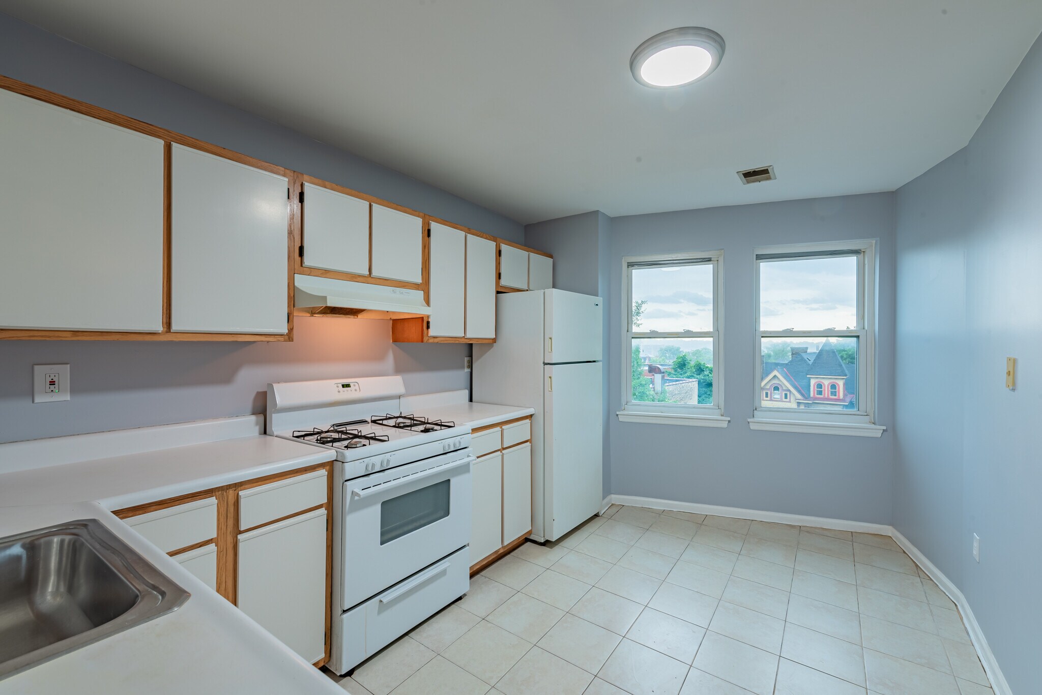 Building Photo - 5437 Penn Ave