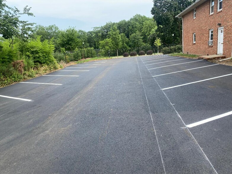 Newer Parking lot! - 2 Westervelt Pl