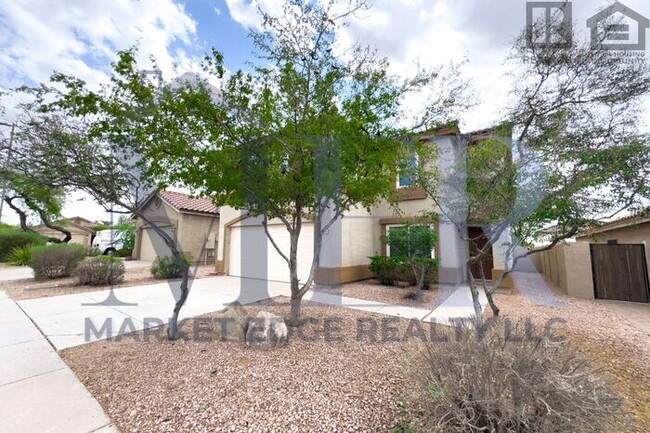 Building Photo - 4Bed/2.5Bath House in Cave Creek! $199 MOV...