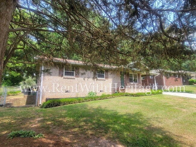 Building Photo - WOW! FANTASTIC RANCH TOTALLY UPDATED - LIKE BRAND NEW WITH ALL THE UPGRADES / ATTENTION TO DETAIL...