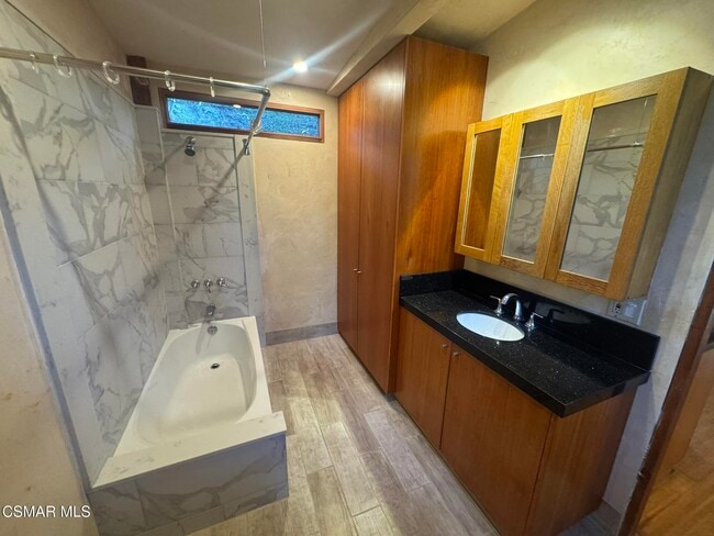 Building Photo - 1281 Old Topanga Canyon Rd