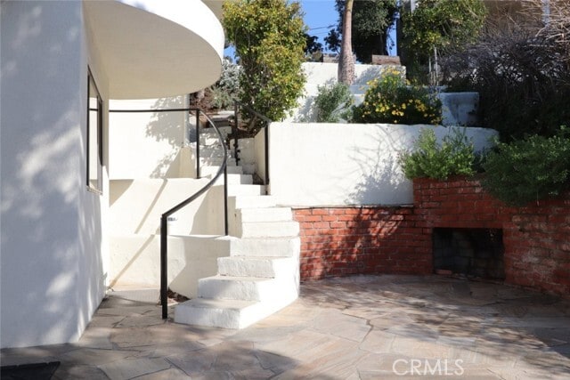 Building Photo - 703 Luton Dr