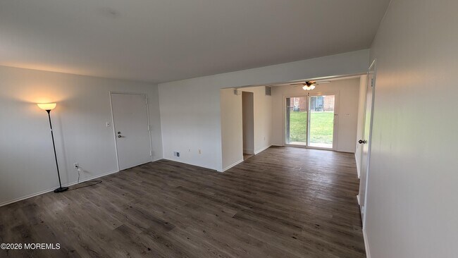 Building Photo - 226 Sawmill Rd