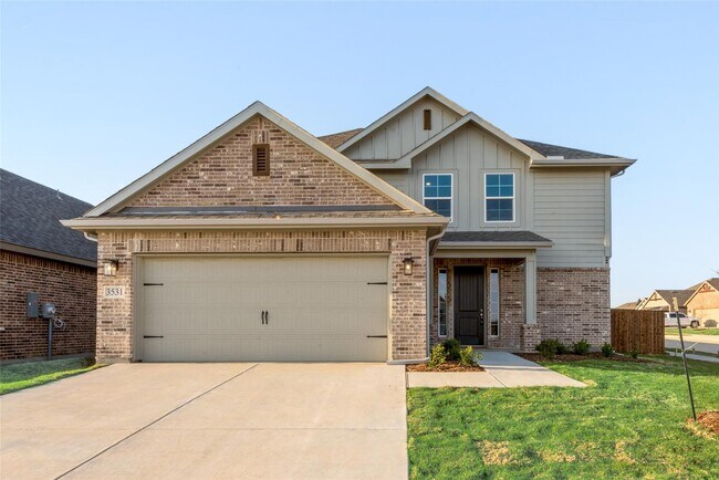 Building Photo - 3531 Columbus St