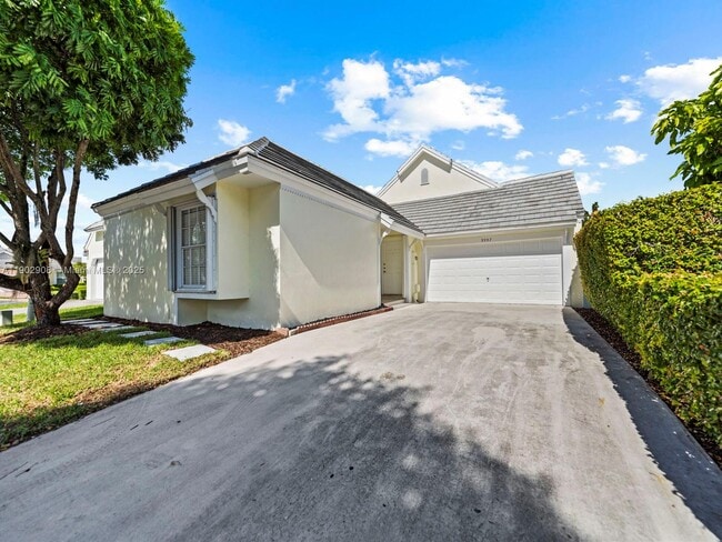 Building Photo - 9947 NW 47th Terrace