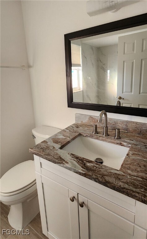 Building Photo - 723 SE 10th St