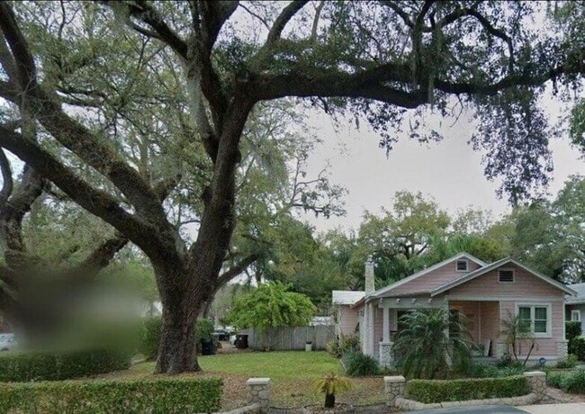 Primary Photo - 1003 Palmer St