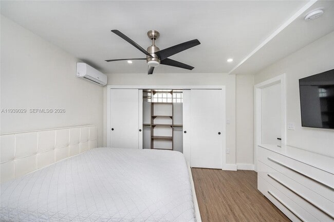 Building Photo - 3077 SW 5th St