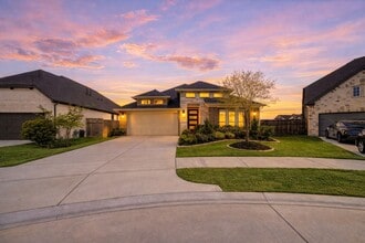 Building Photo - 6027 Painted Plains Ln