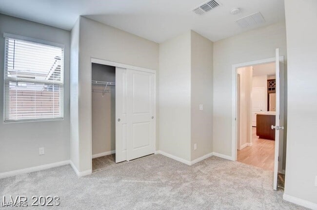 Building Photo - 4148 Elegant Chateau St
