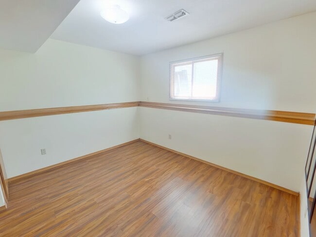 Building Photo - 1703 S Brandon St