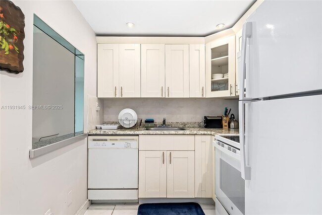 Building Photo - 210 172nd St