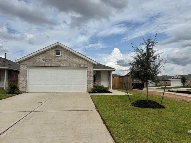 Primary Photo - 6834 Lantana Leaf Ln