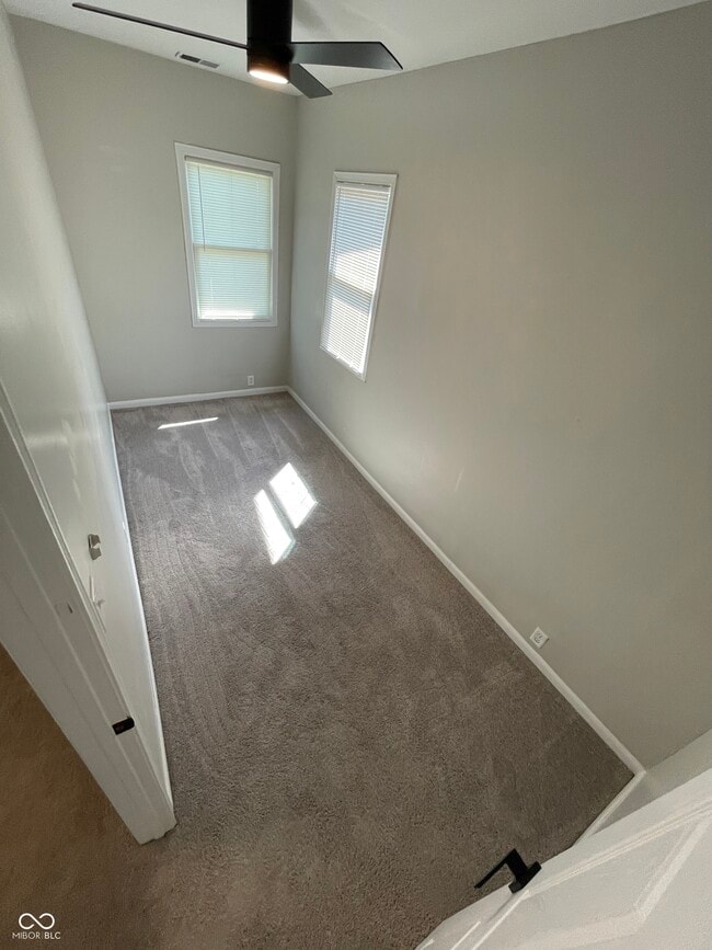 Building Photo - 321 E 31st St