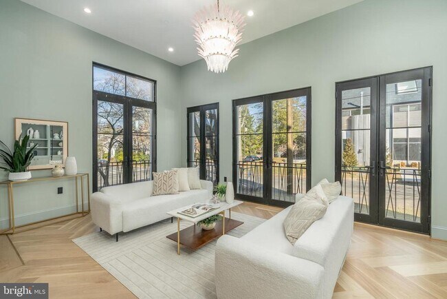 Building Photo - 4217 46th St NW