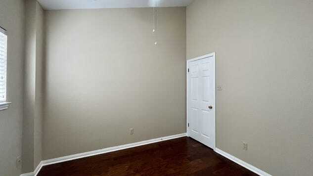 Building Photo - 14018 Red Maple Wood