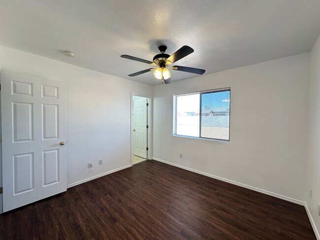 Building Photo - 6527 Nielsen Way
