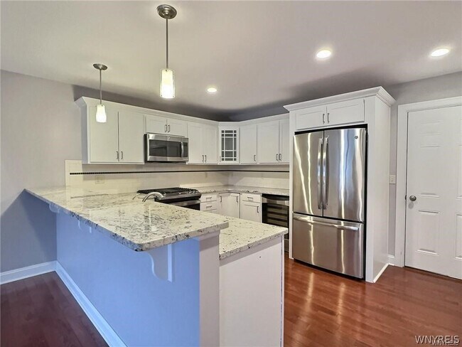 Building Photo - 27 Campbell Meadows