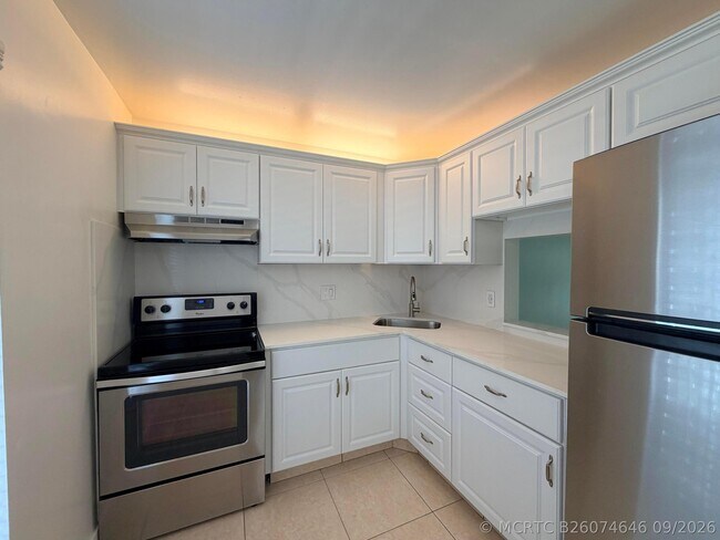 Building Photo - 5980 NW 64th Ave