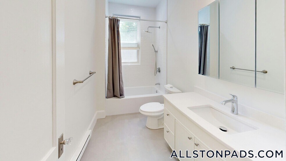 Building Photo - 6 Radcliffe Rd