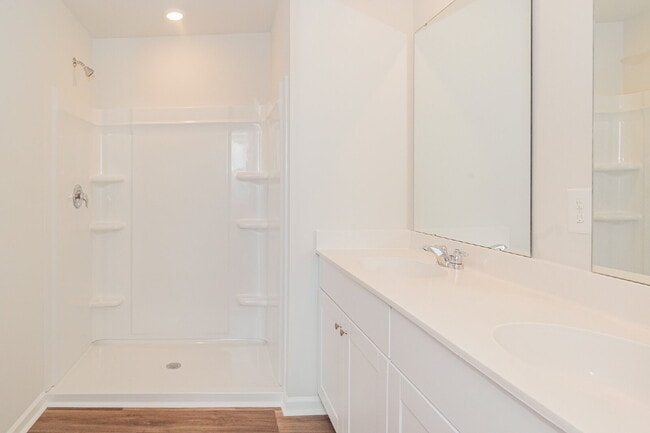 Building Photo - Brand-new 3 bedroom, 2.5 Bath Townhome with pond view
