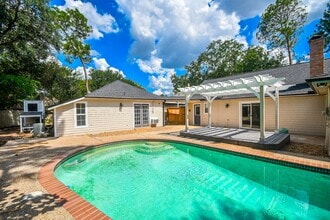 Building Photo - 1006 White Sands Rd